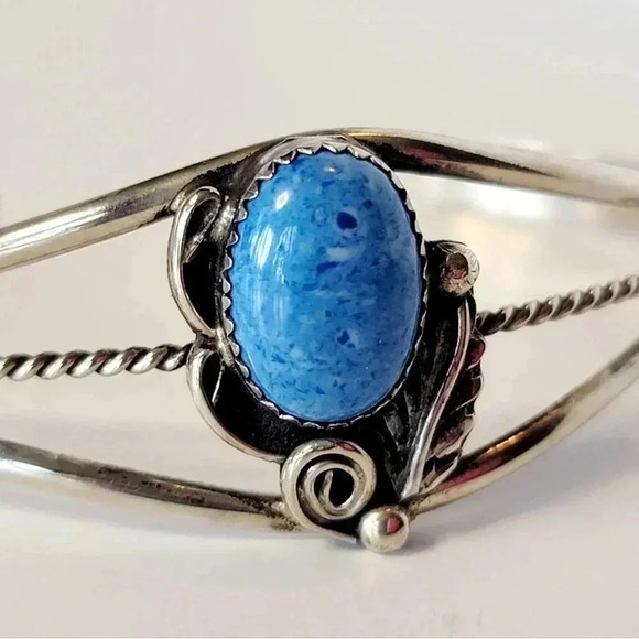 Sterling Silver Blue Stone Cuff Bracelet Twisted Wire Southwest Style Jewelry - Picture 1 of 7